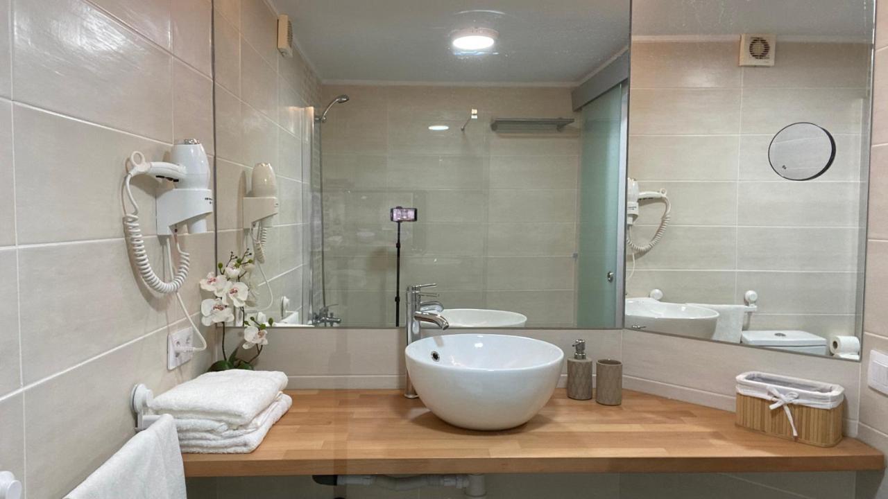 Enjoy A Sunny Apartment With Pool Next To The Sea Costa Adeje  Luaran gambar